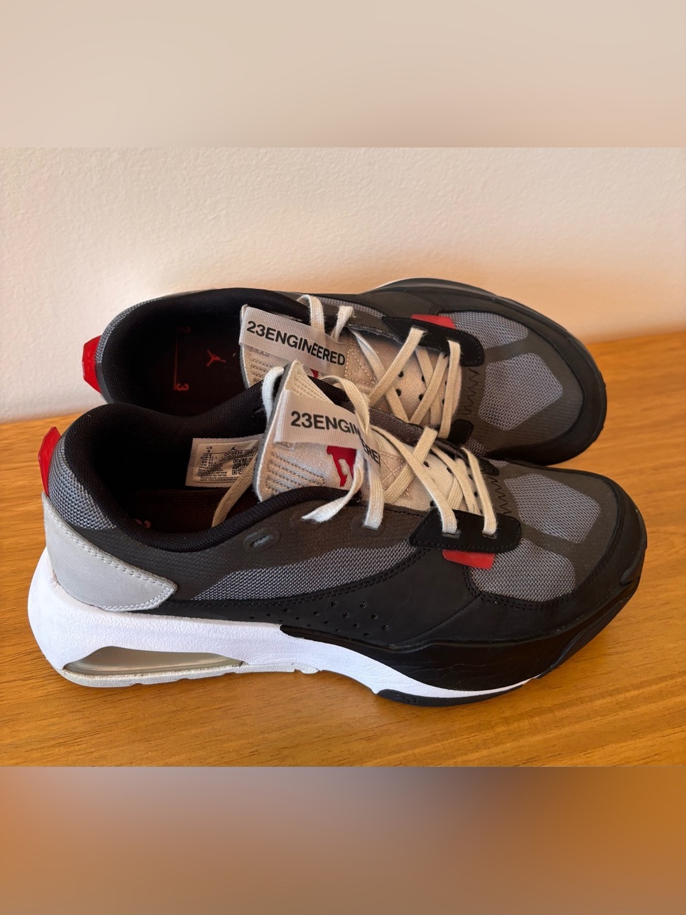 Jordan Air 200e
